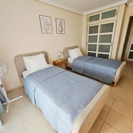 Апартаменты Summer Breeze Пуэрто-де-Сантьяго