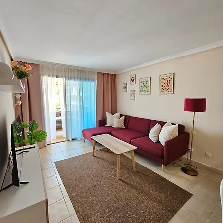 Summer Breeze Puerto de Santiago (Tenerife)