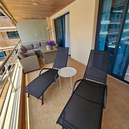 Апартаменты Summer Breeze *